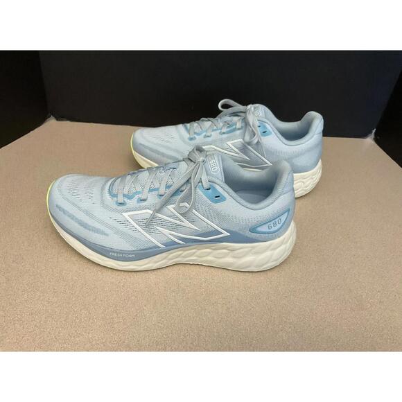 New! Womens New Balance Fresh Foam 680v8 Running Shoes. Size 9.5B. Awesome!!! - Picture 1 of 7